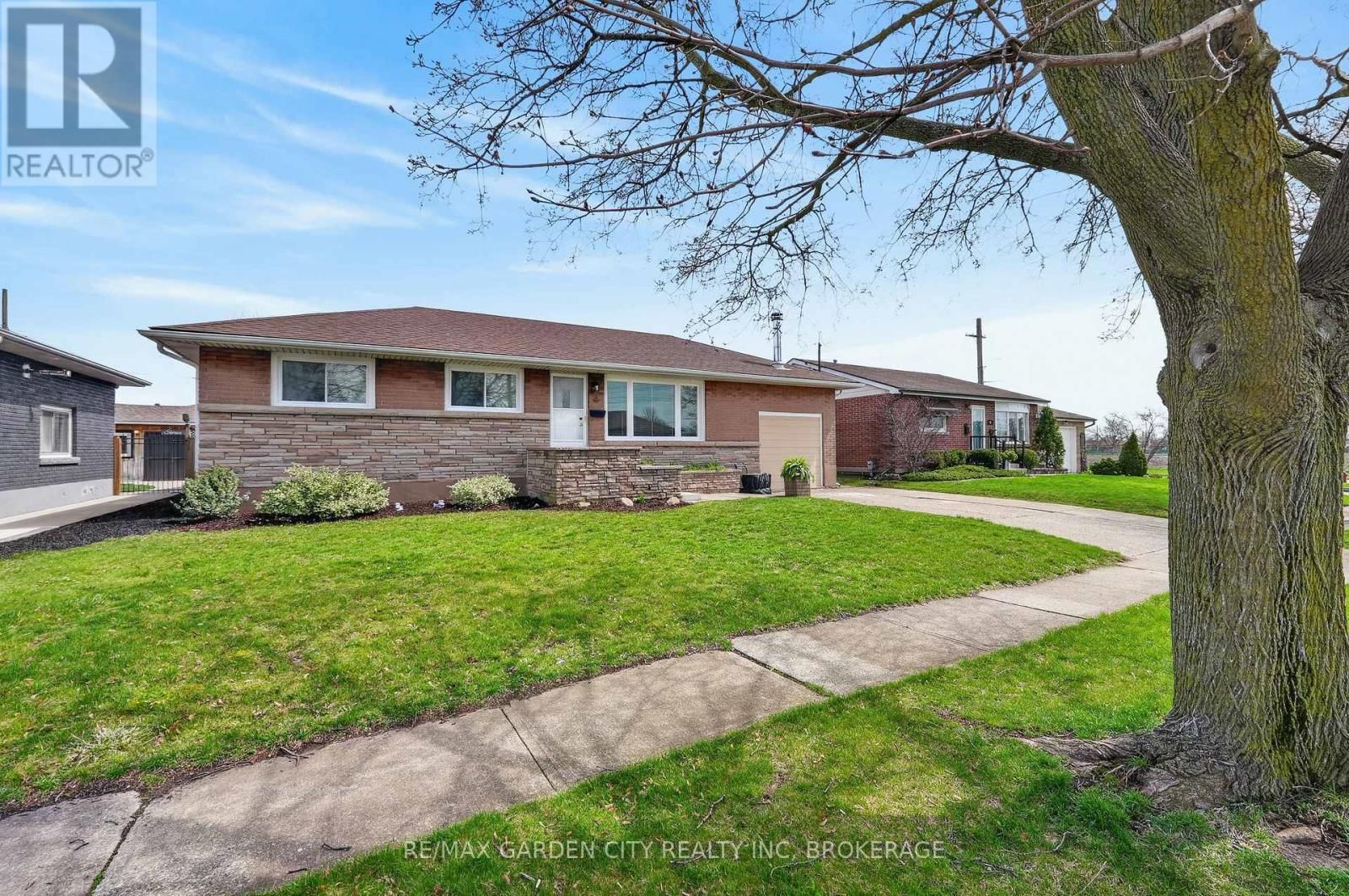 77 BALMORAL AVENUE Image 42