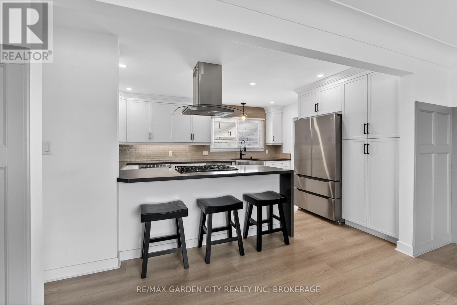 77 BALMORAL AVENUE Image 7