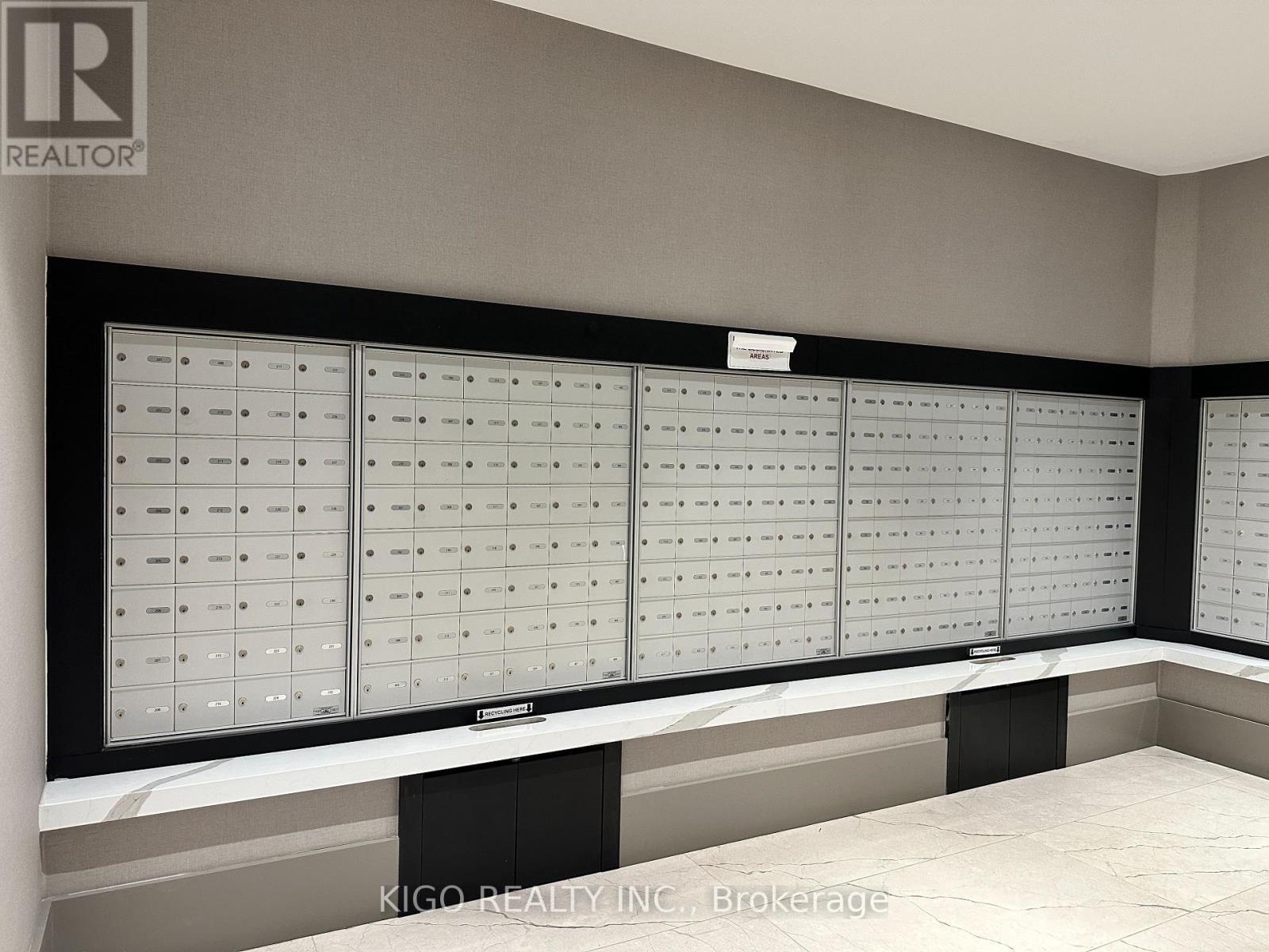 905 - 55 DUKE STREET WEST Image 33