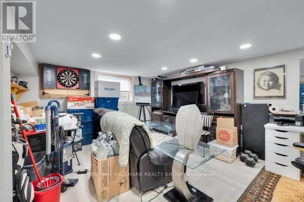 69 BLACKBURN AVENUE Image 40