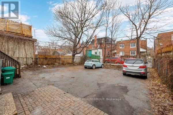 69 BLACKBURN AVENUE Image 46