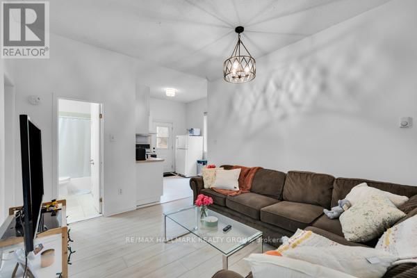 69 BLACKBURN AVENUE Image 6