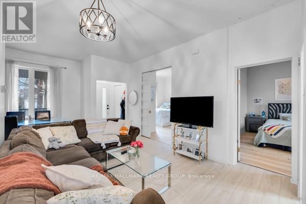 69 BLACKBURN AVENUE Image 7