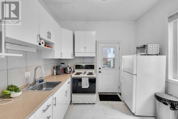 69 BLACKBURN AVENUE Image 9