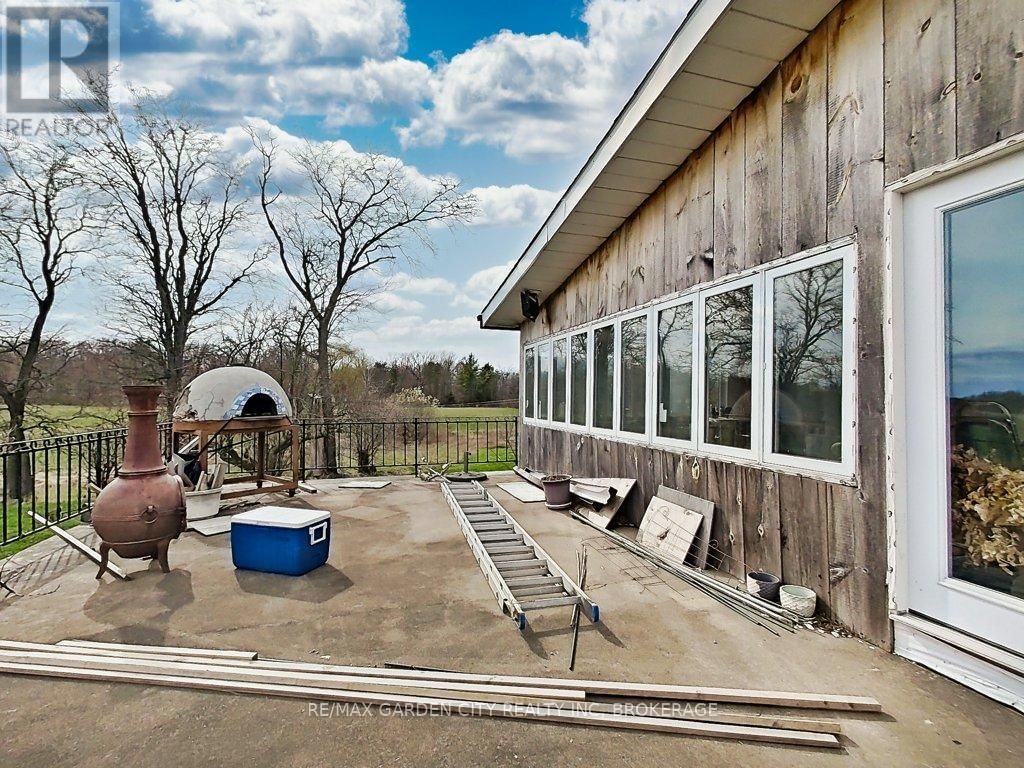 1030 METLER ROAD Image 19