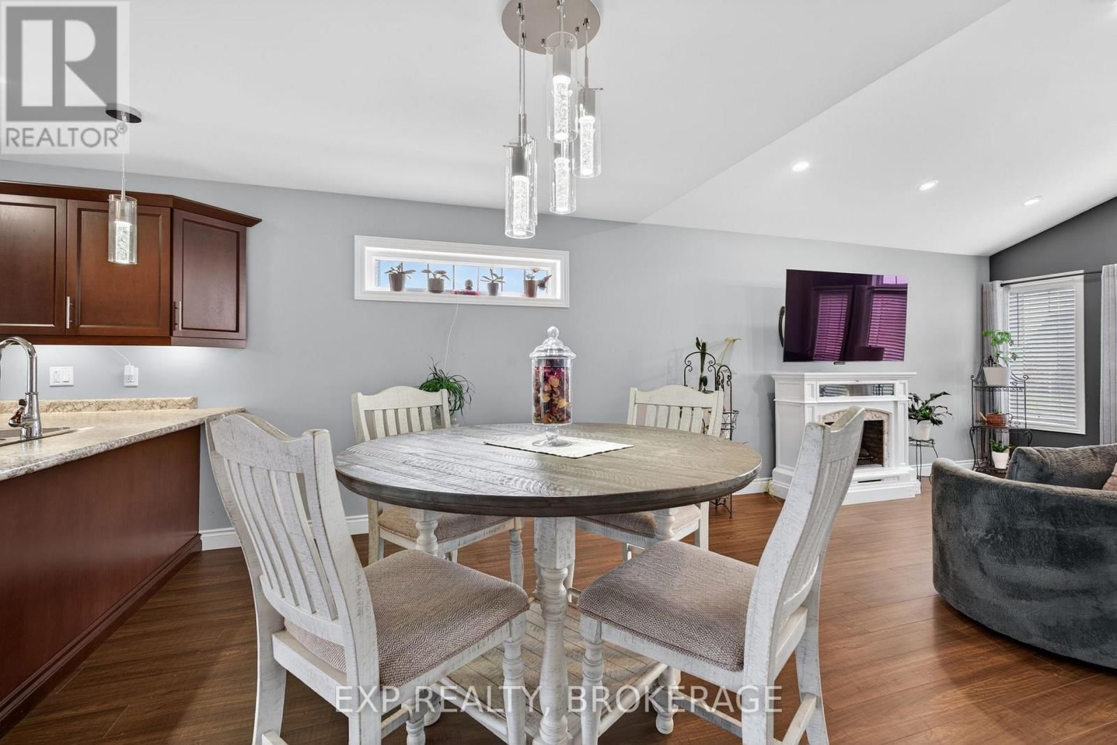 79 DEACON PLACE Image 11