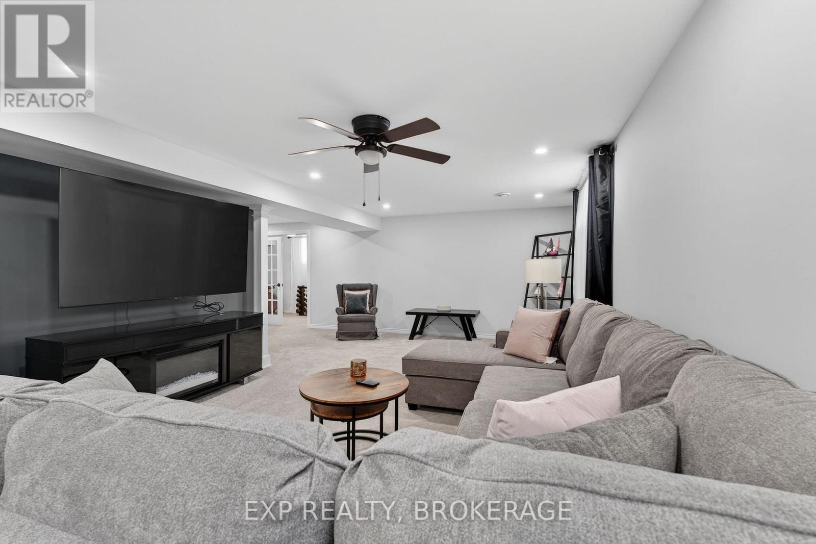 79 DEACON PLACE Image 26