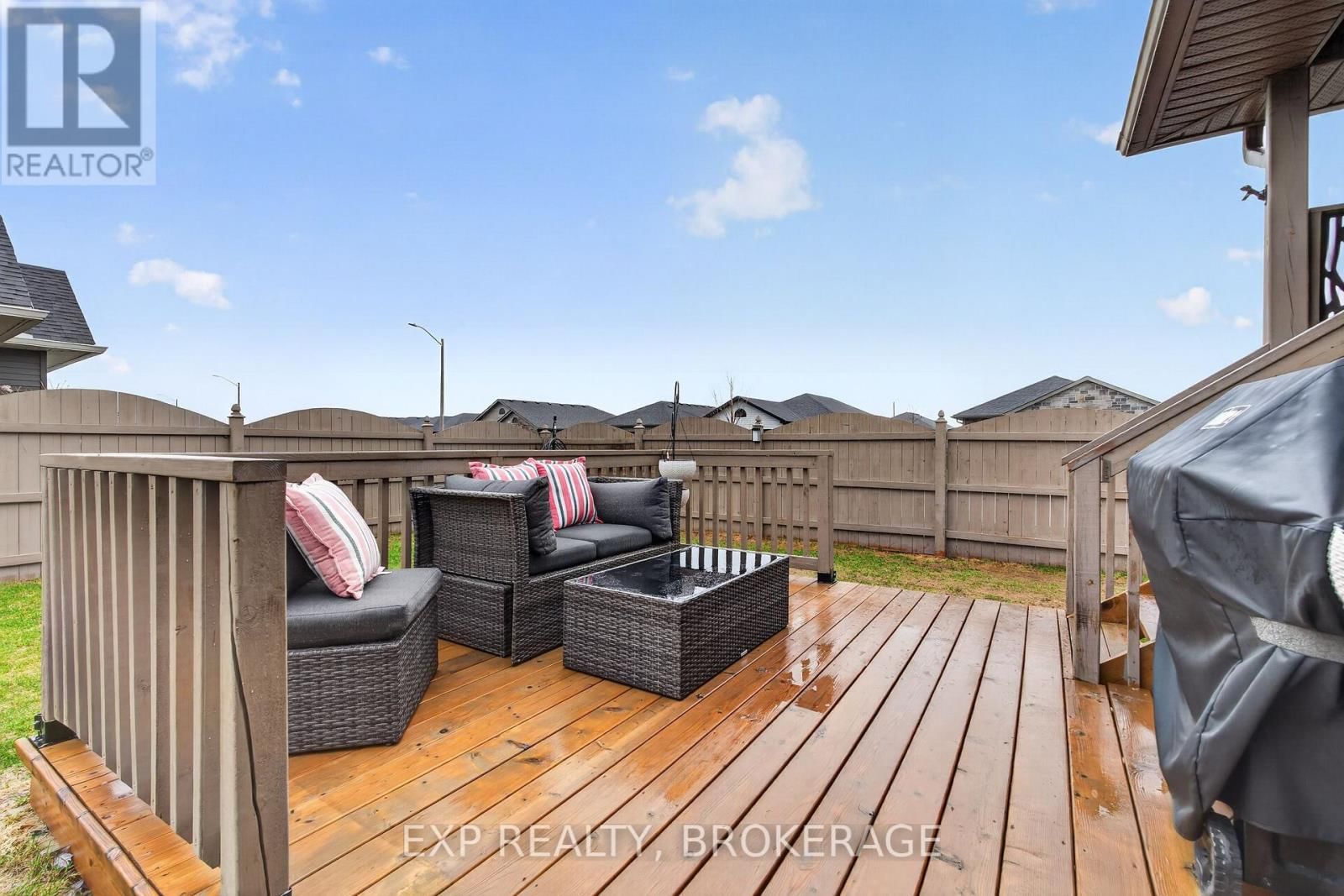 79 DEACON PLACE Image 35