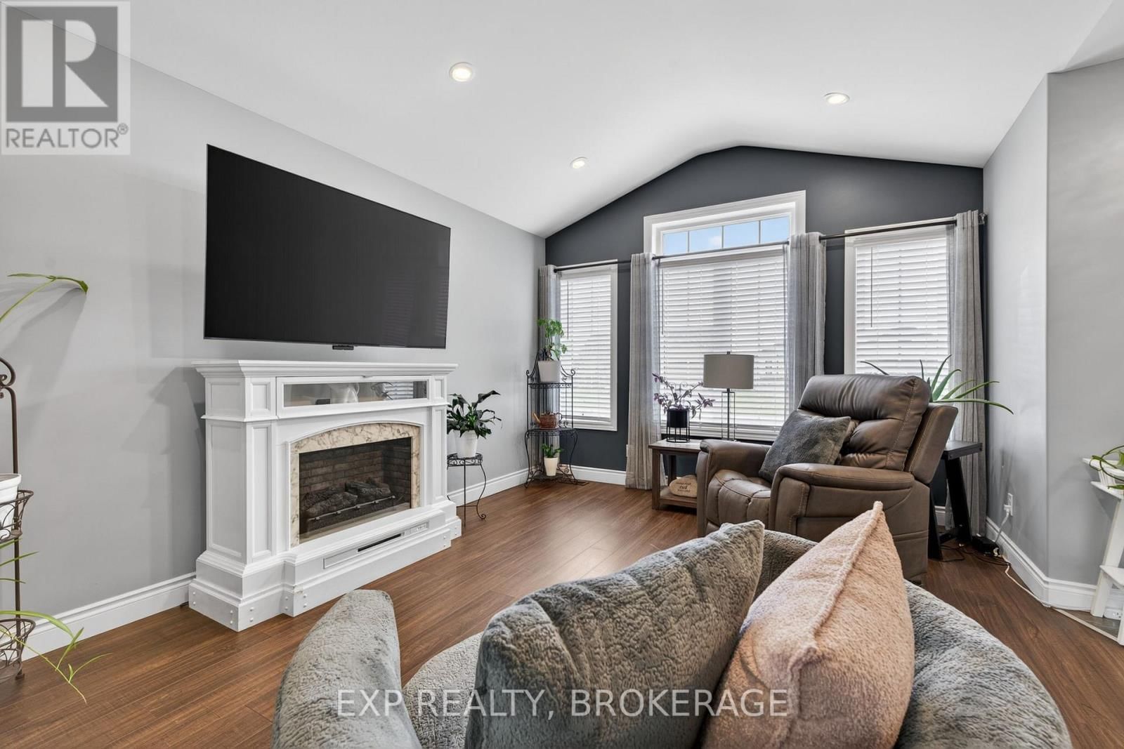 79 DEACON PLACE Image 6