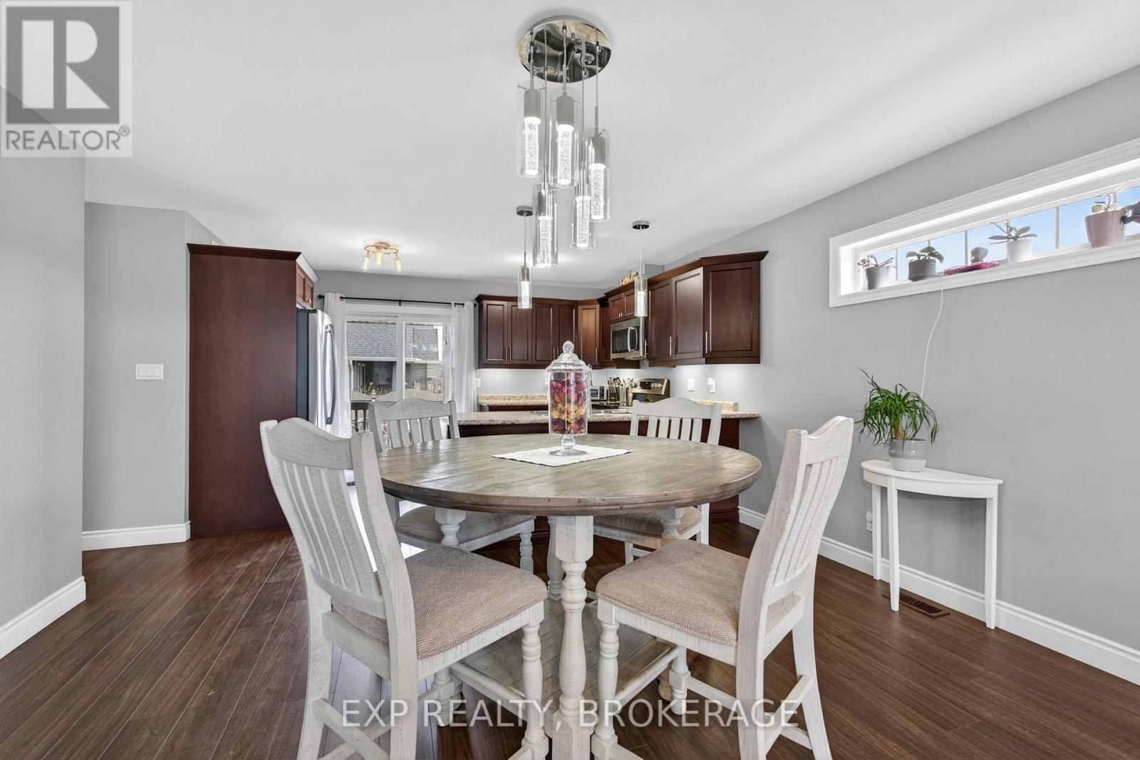 79 DEACON PLACE Image 8