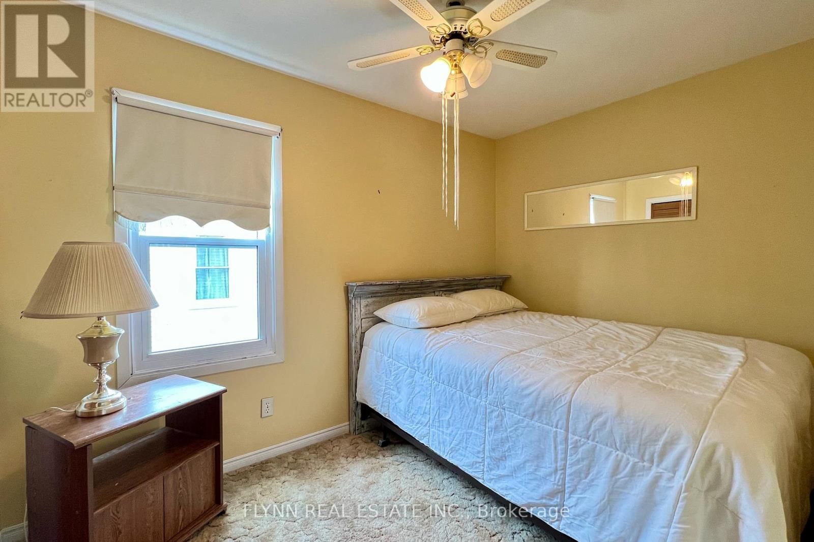 6594 BARKER STREET Image 10