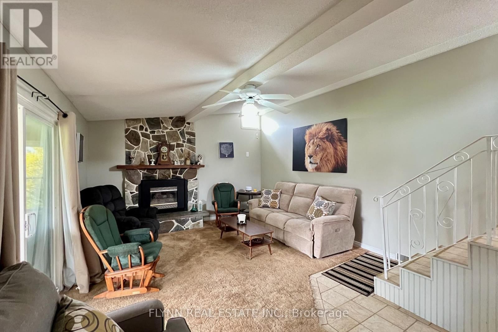 6594 BARKER STREET Image 16