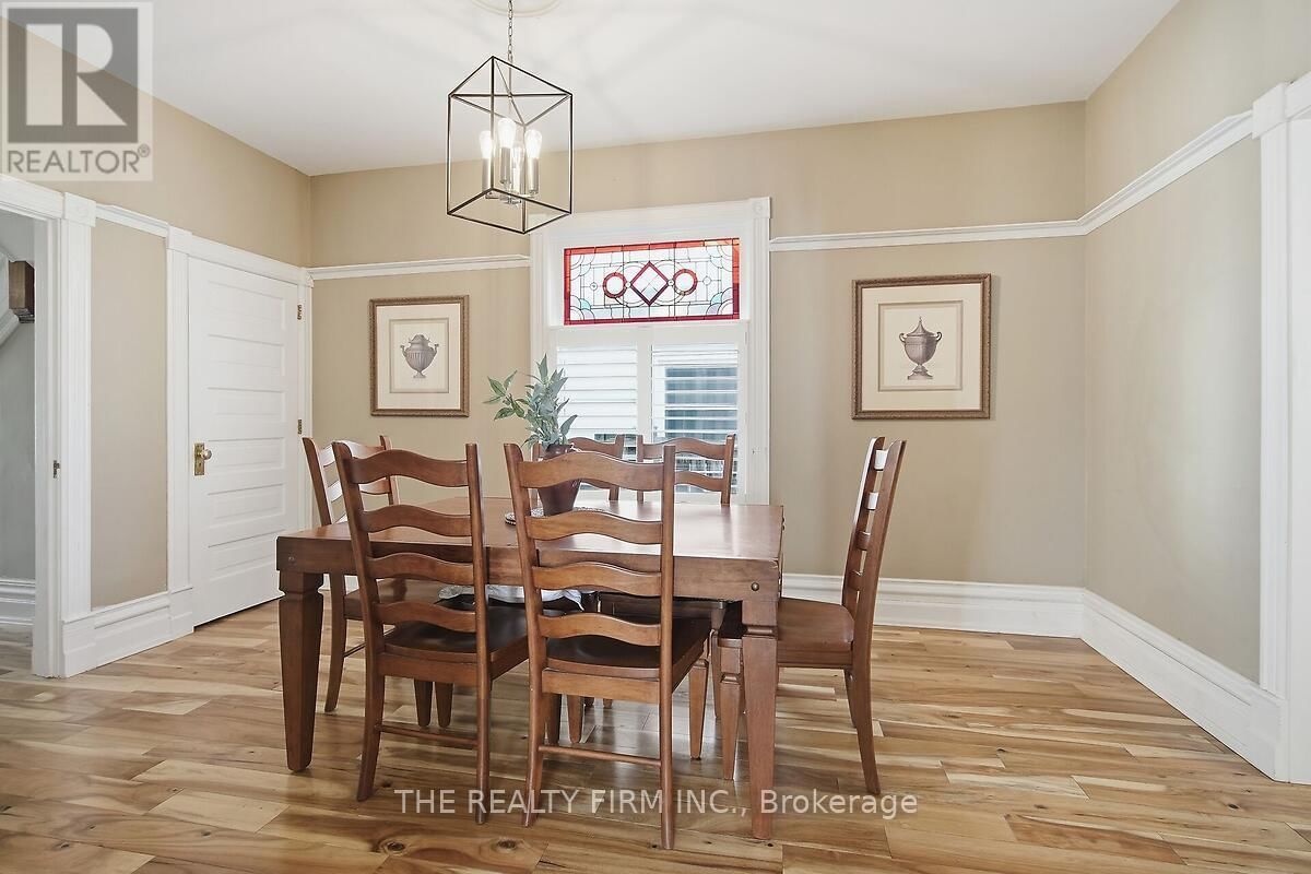 422 GREENFIELD STREET Image 14