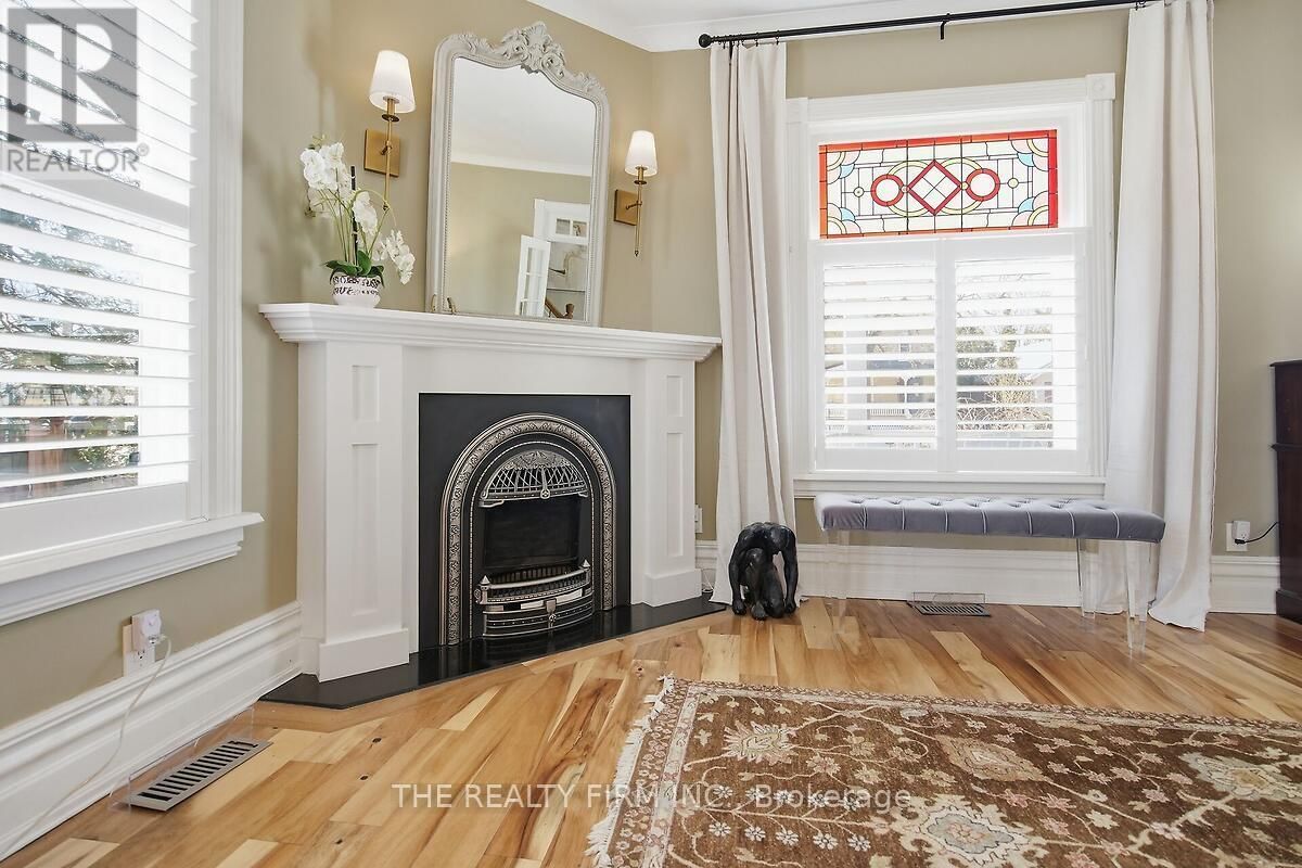 422 GREENFIELD STREET Image 8