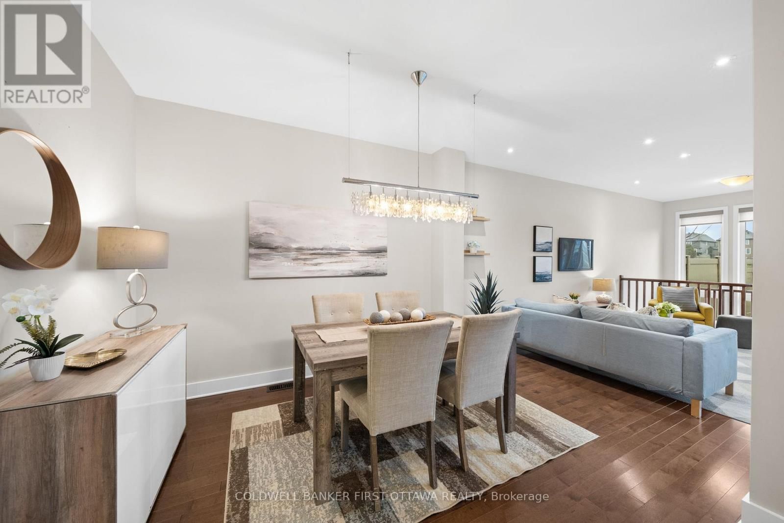 278 FERGUS CRESCENT Image 5