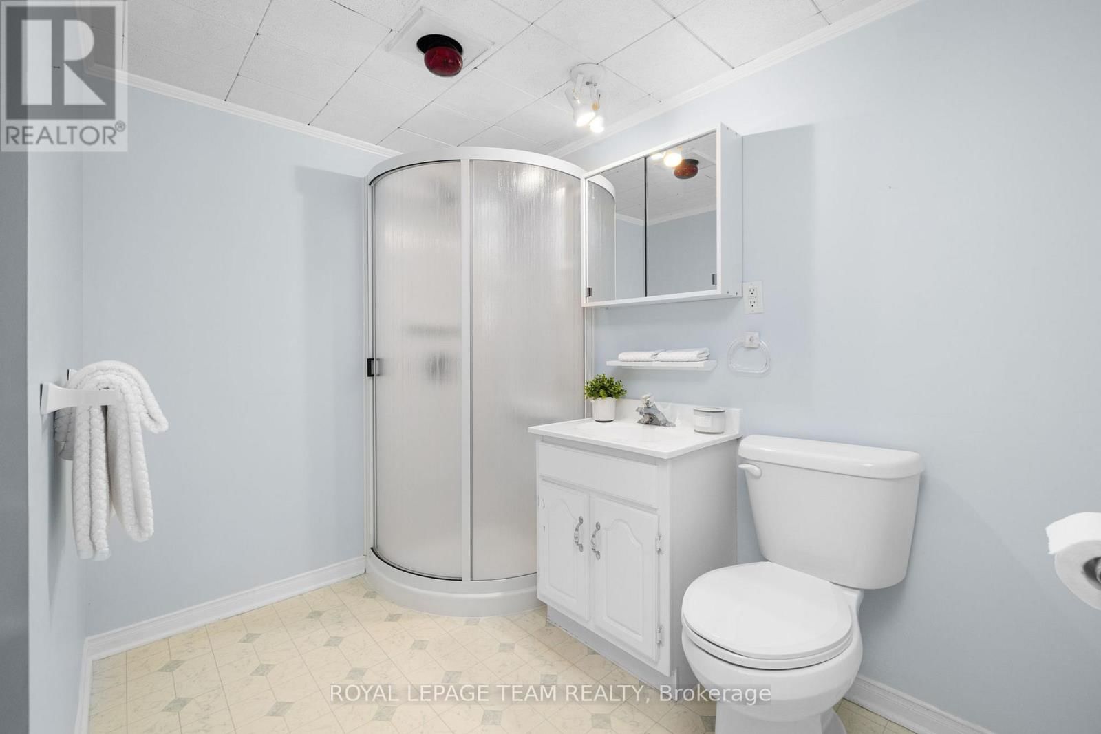 30 ELMSLEY CRESCENT Image 38