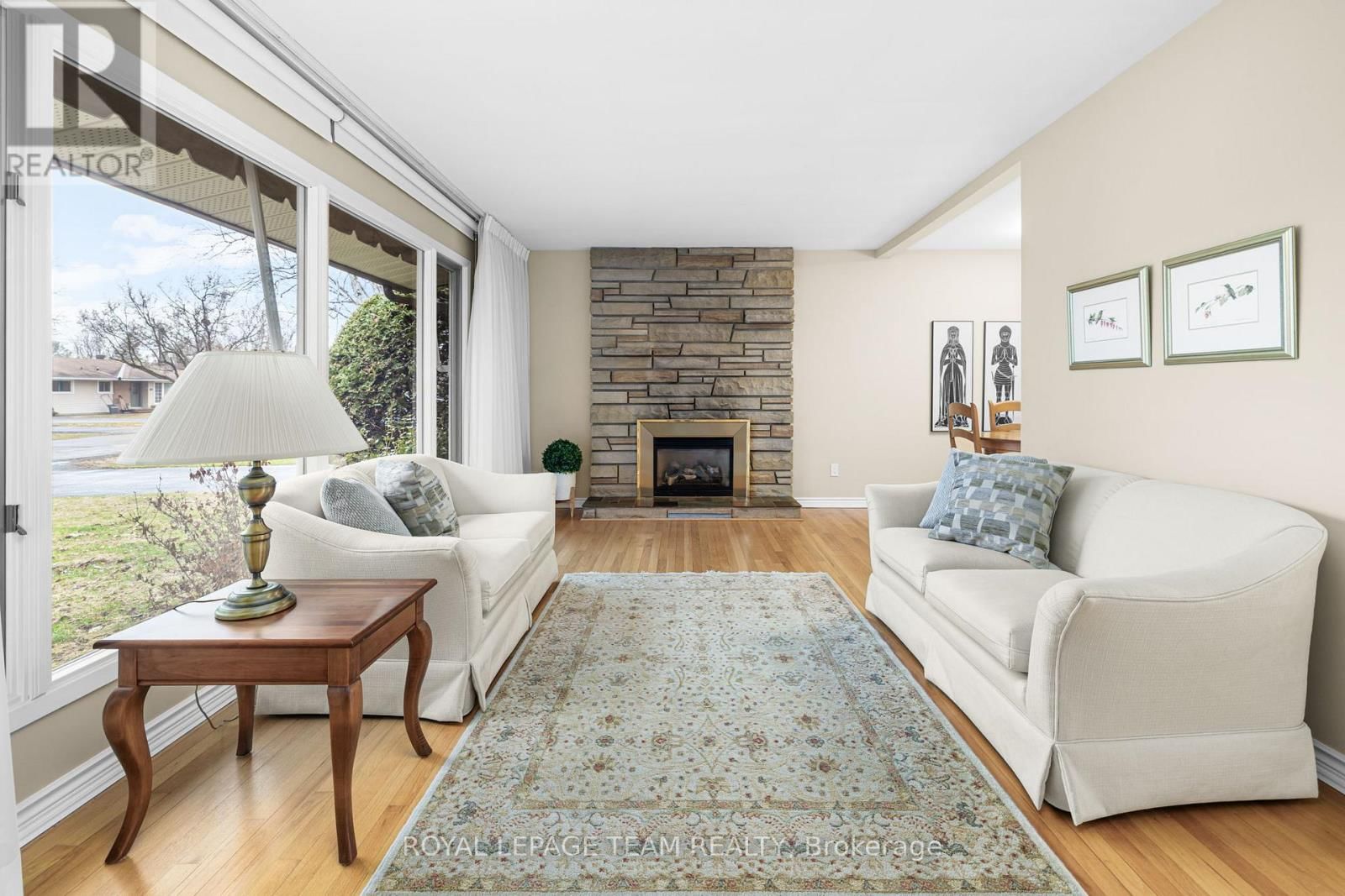 30 ELMSLEY CRESCENT Image 7