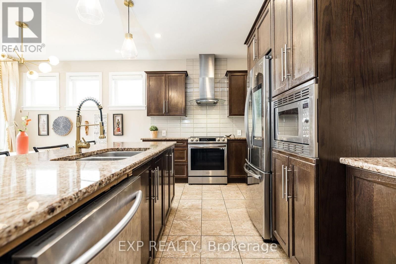 119 RIDDELL STREET Image 11