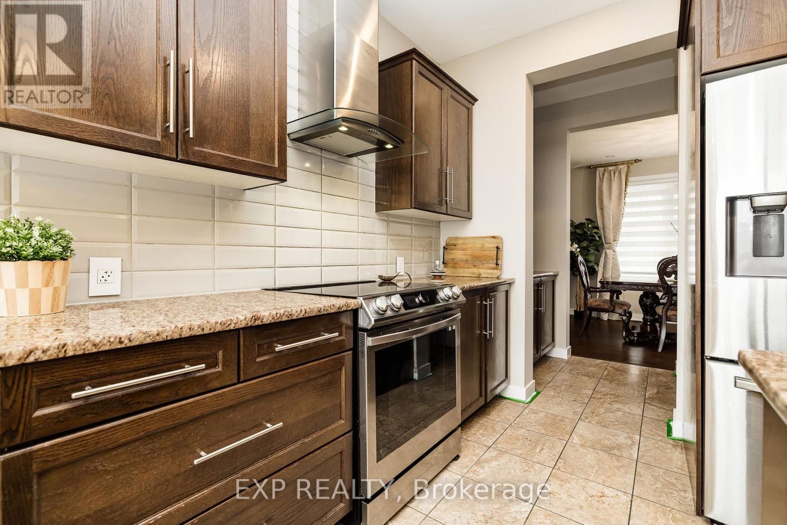 119 RIDDELL STREET Image 13