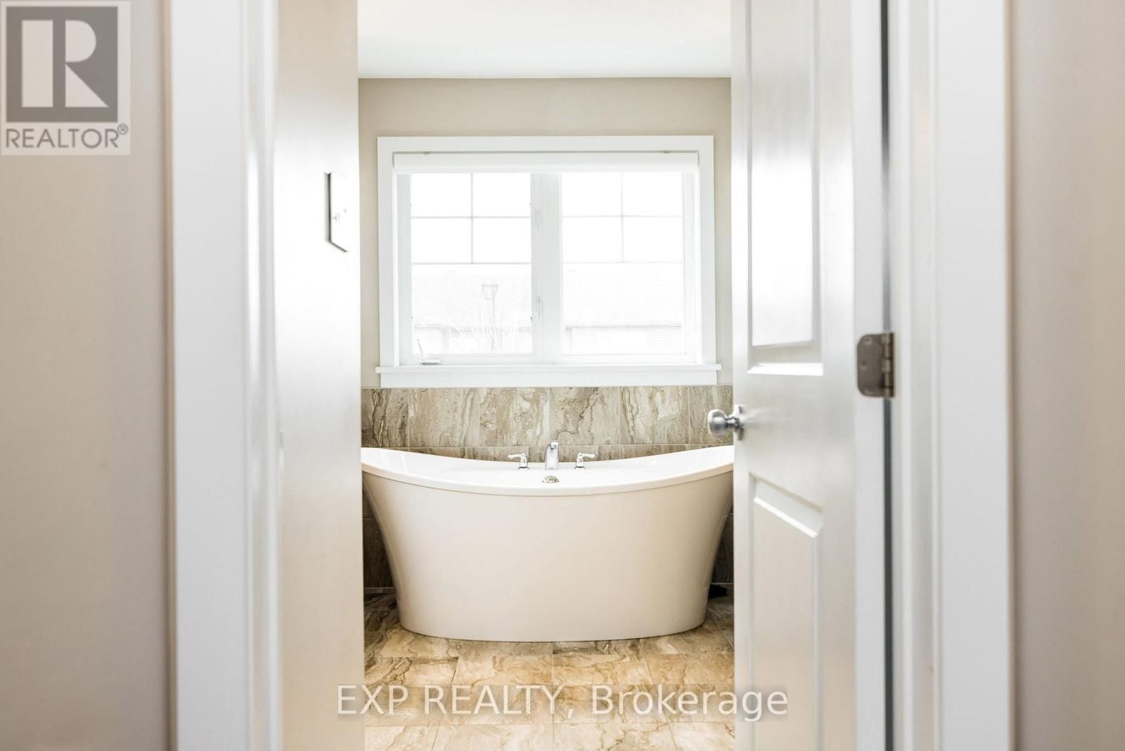 119 RIDDELL STREET Image 29