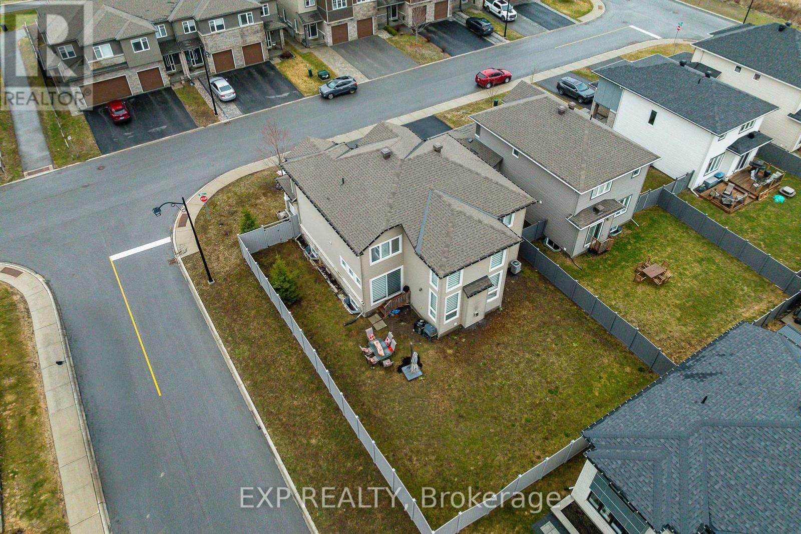 119 RIDDELL STREET Image 3