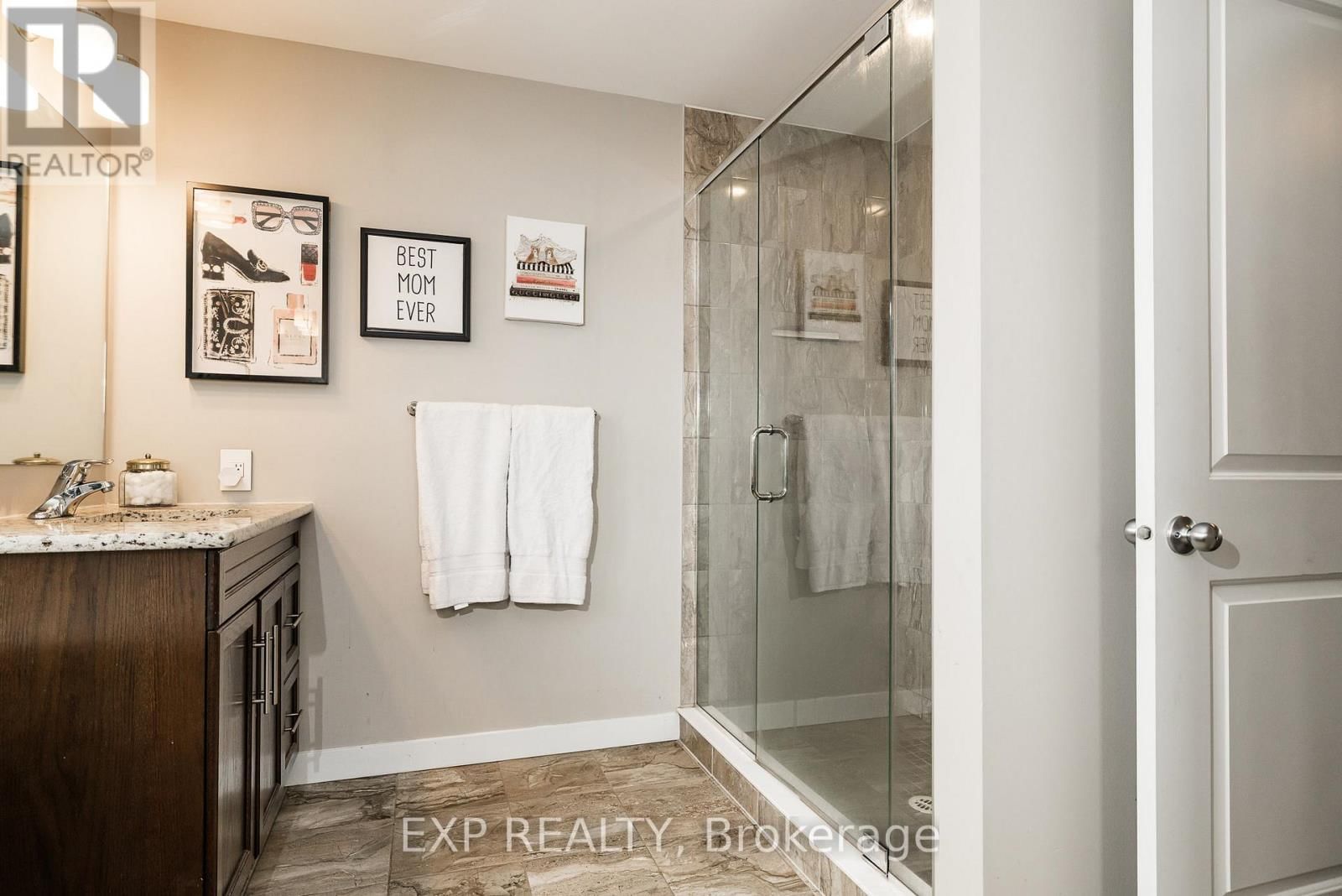 119 RIDDELL STREET Image 34