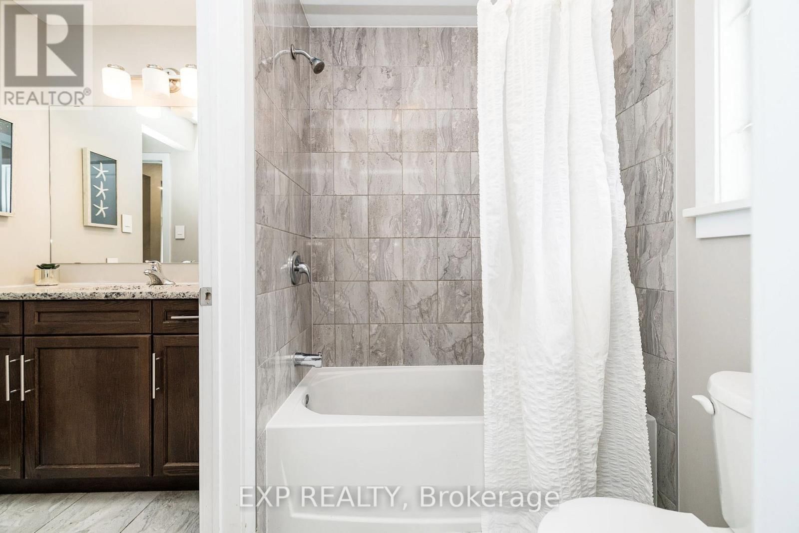 119 RIDDELL STREET Image 39