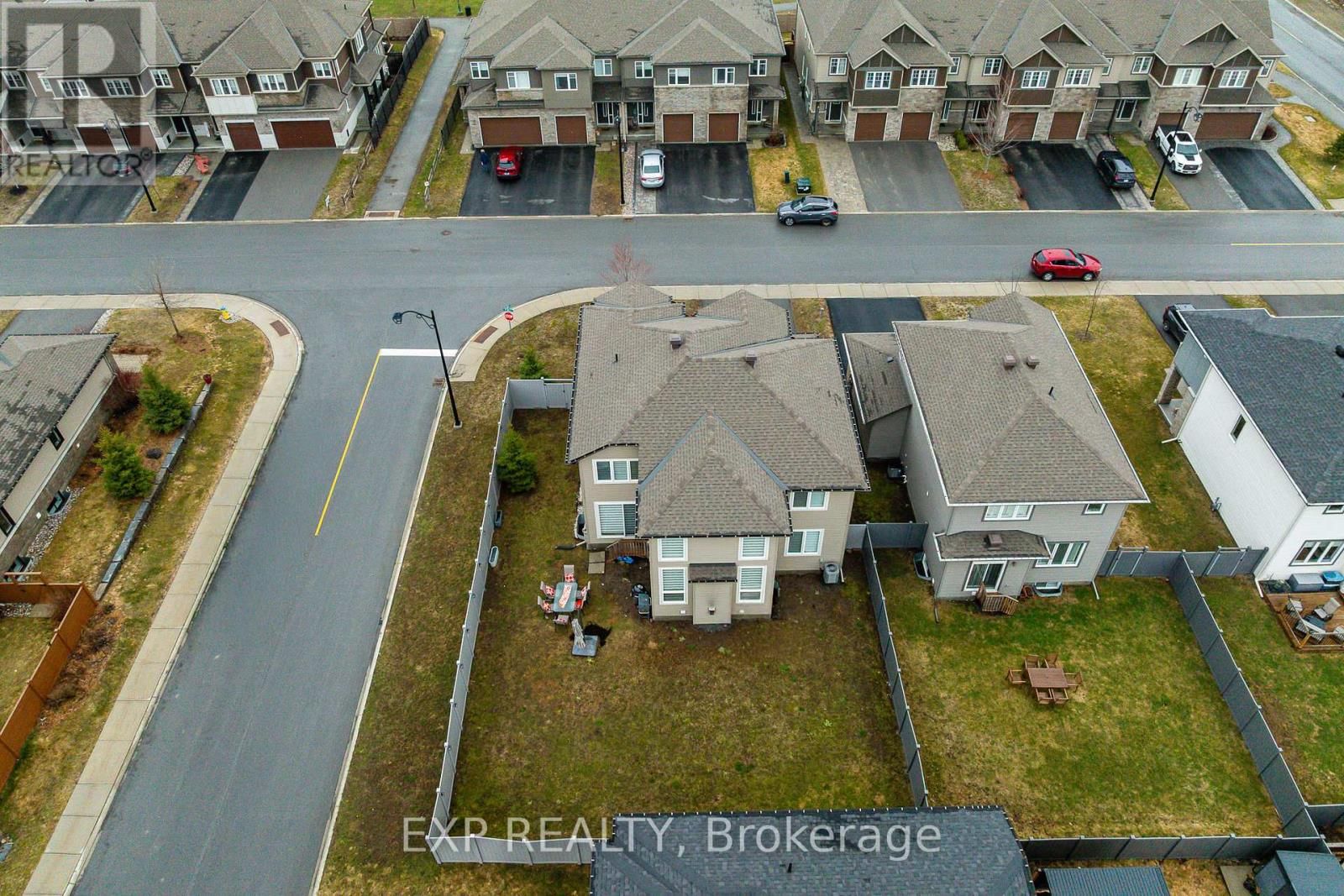 119 RIDDELL STREET Image 46