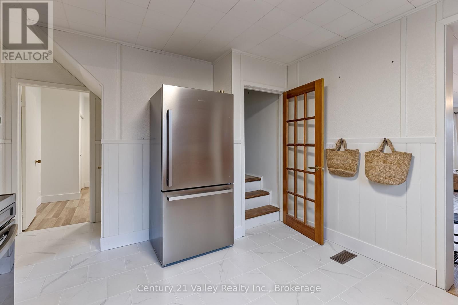 78 GRAHAM AVENUE Image 15