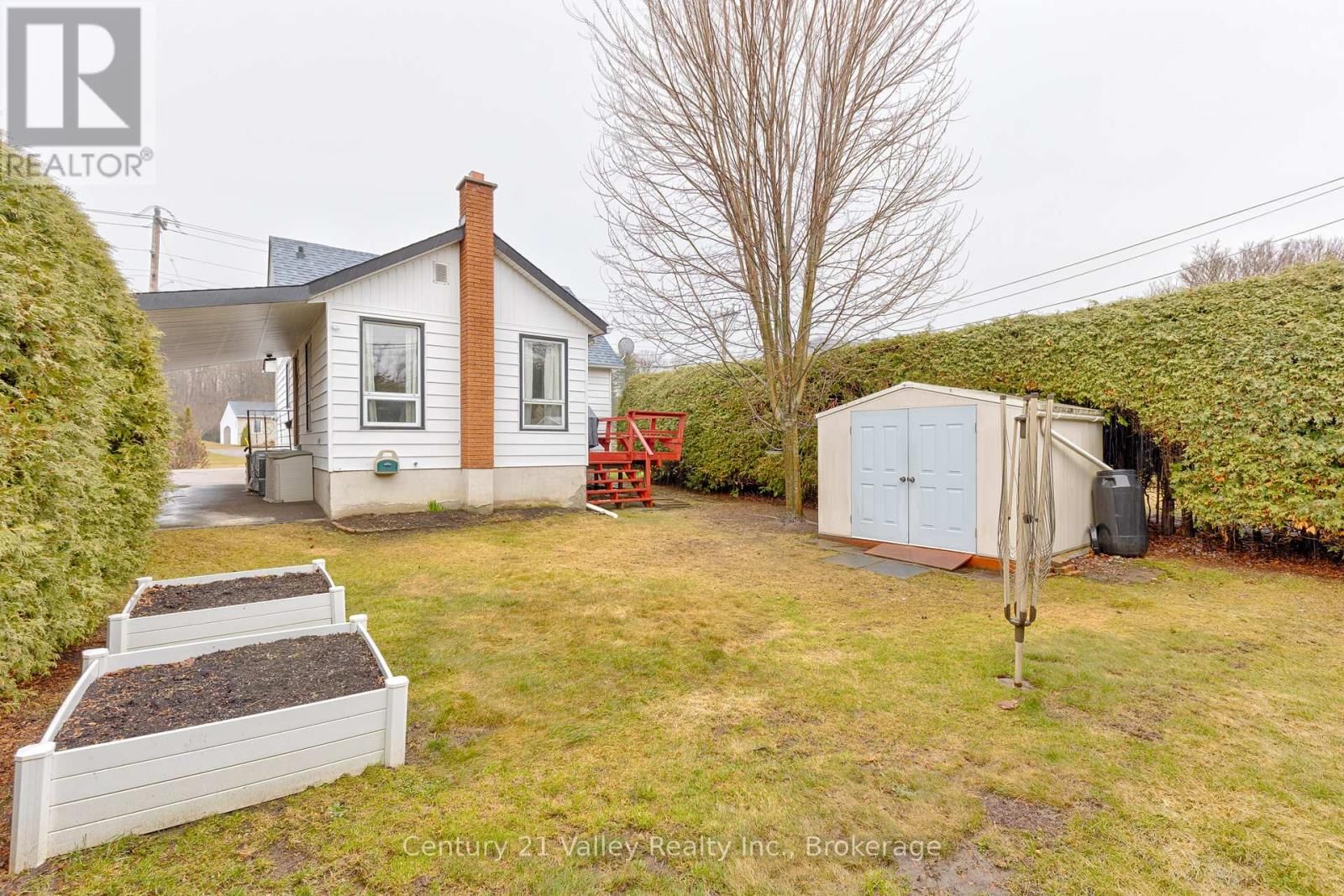 78 GRAHAM AVENUE Image 2