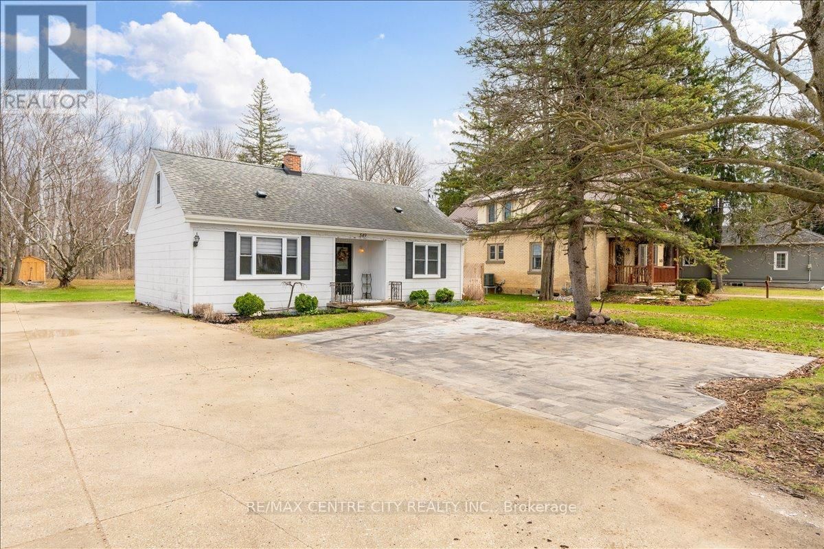 549 VICTORIA STREET Image 2