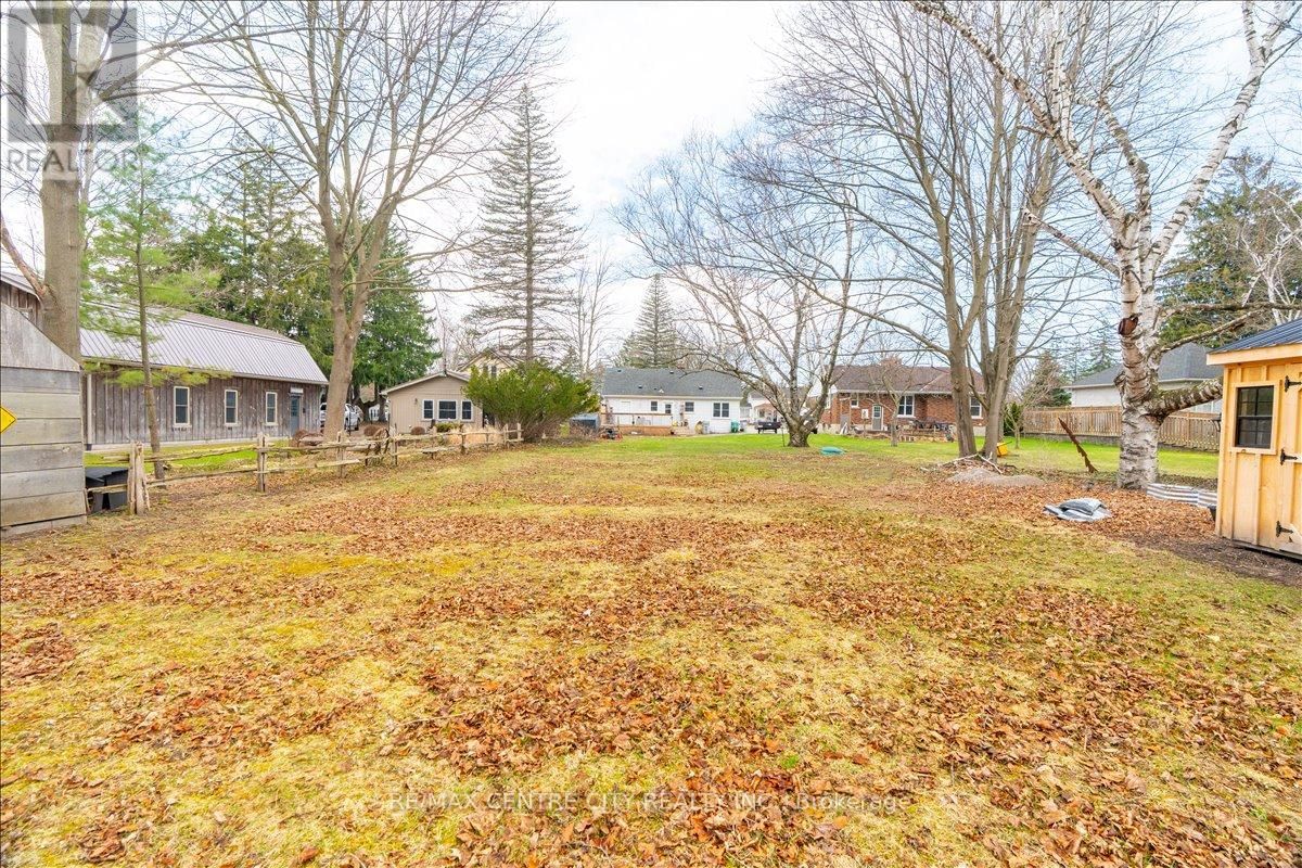 549 VICTORIA STREET Image 25