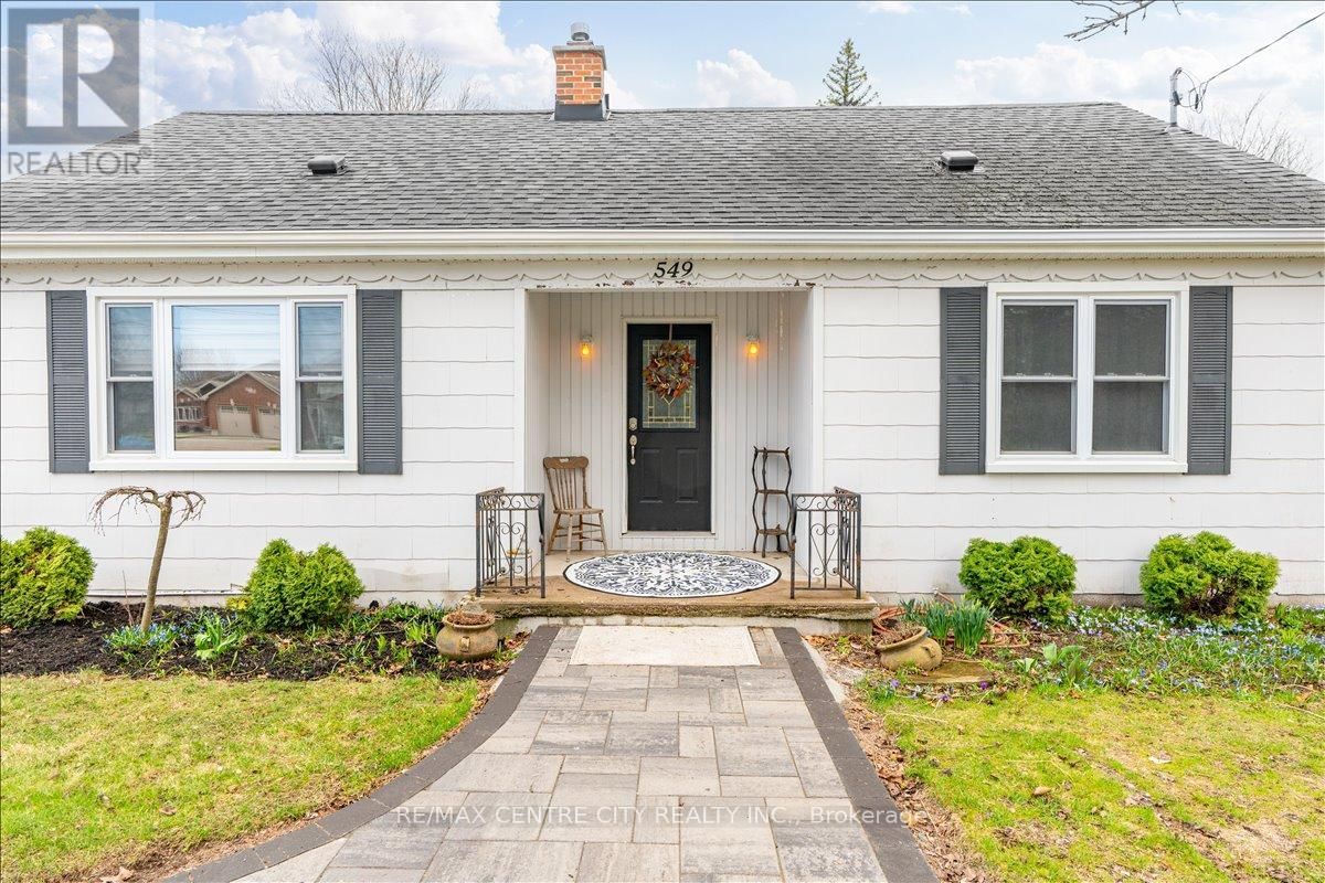 549 VICTORIA STREET Image 4