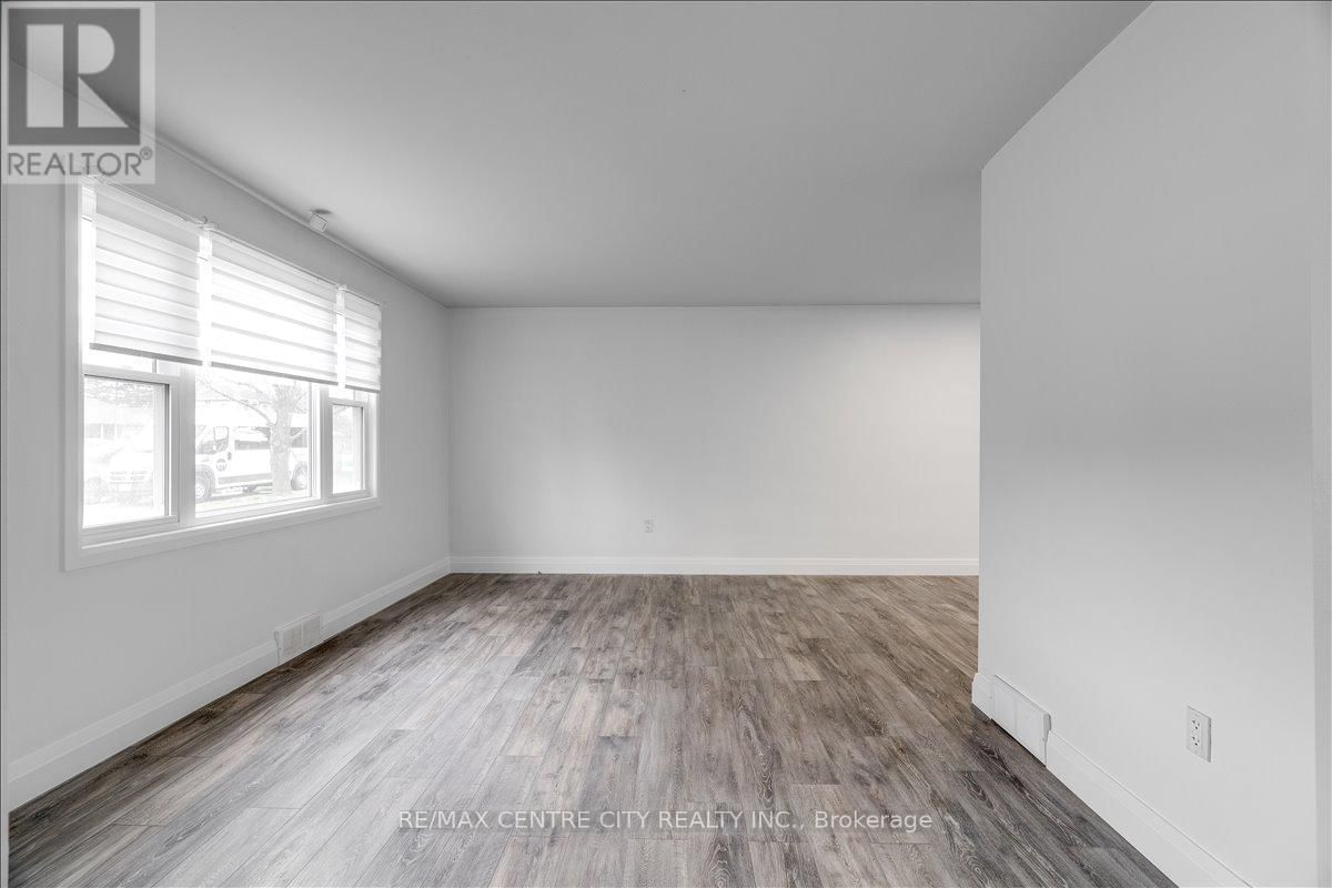 549 VICTORIA STREET Image 6