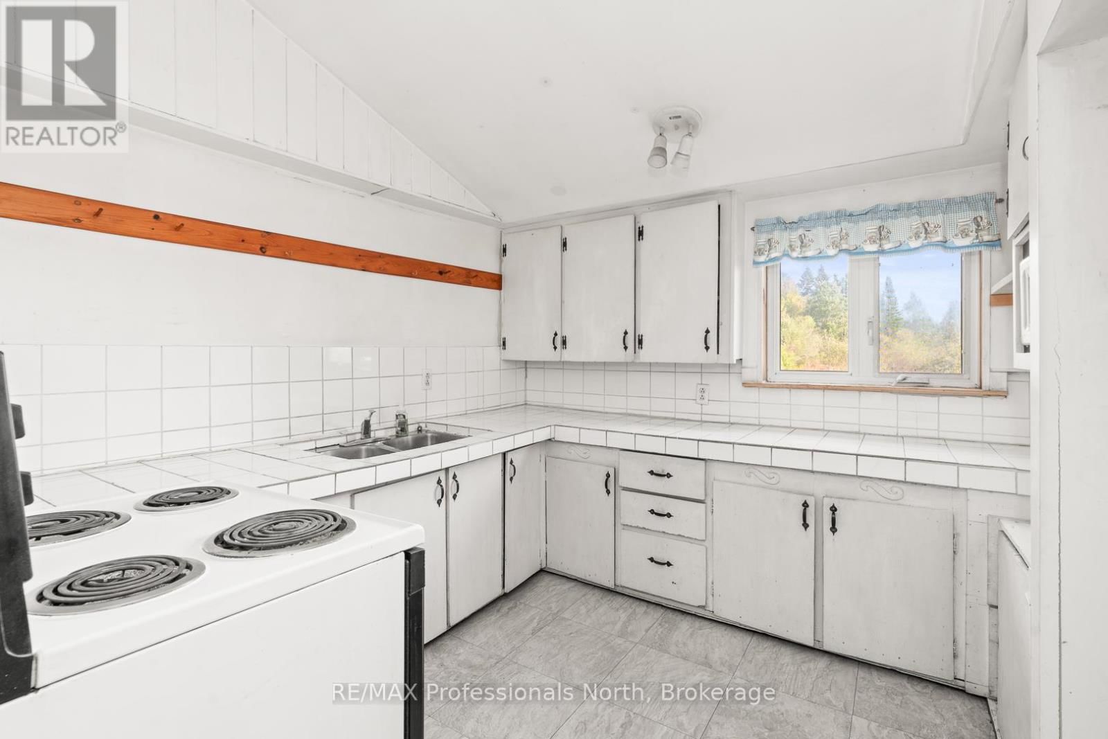 1127 FALLOWFIELD ROAD Image 12