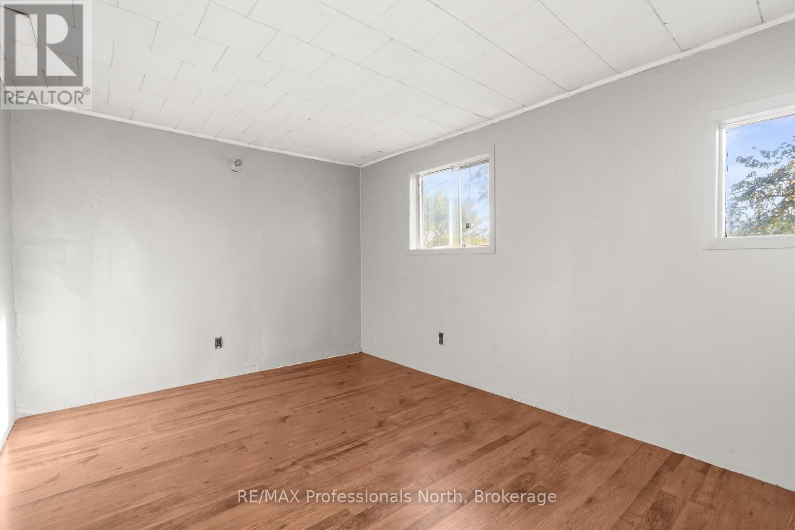 1127 FALLOWFIELD ROAD Image 15