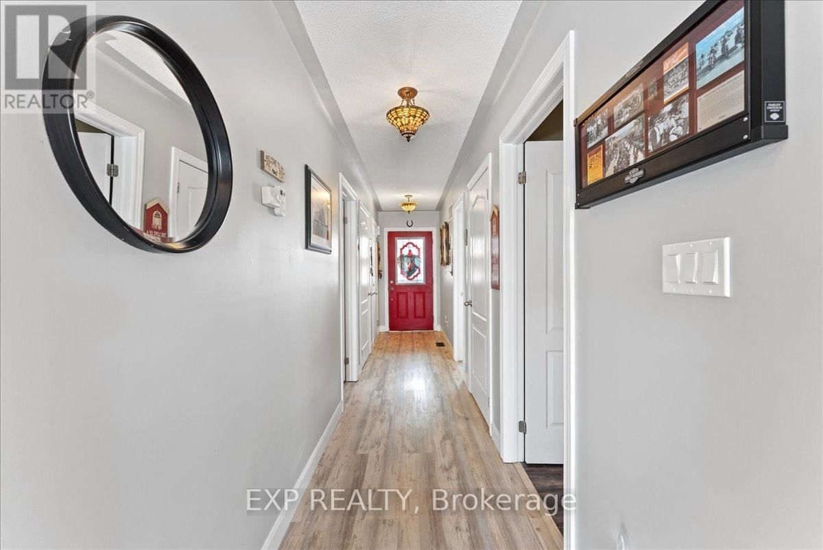 37 WHITE HART LANE Image 4