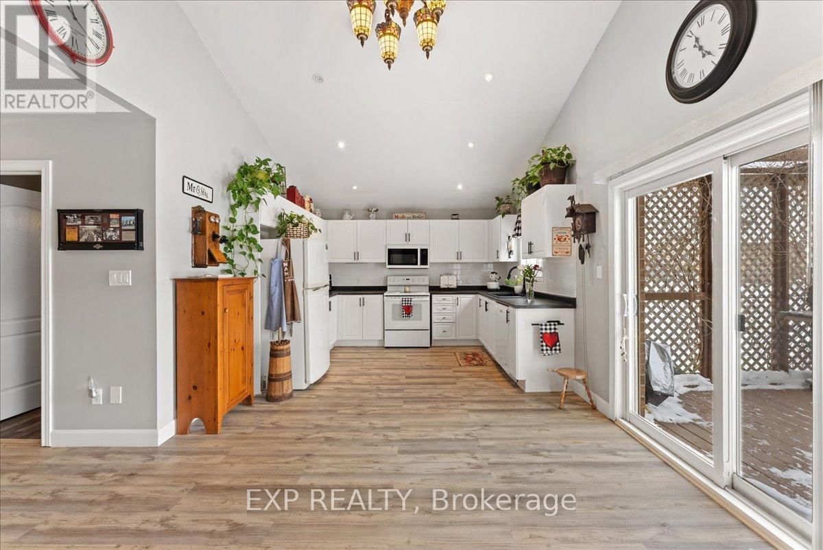 37 WHITE HART LANE Image 7