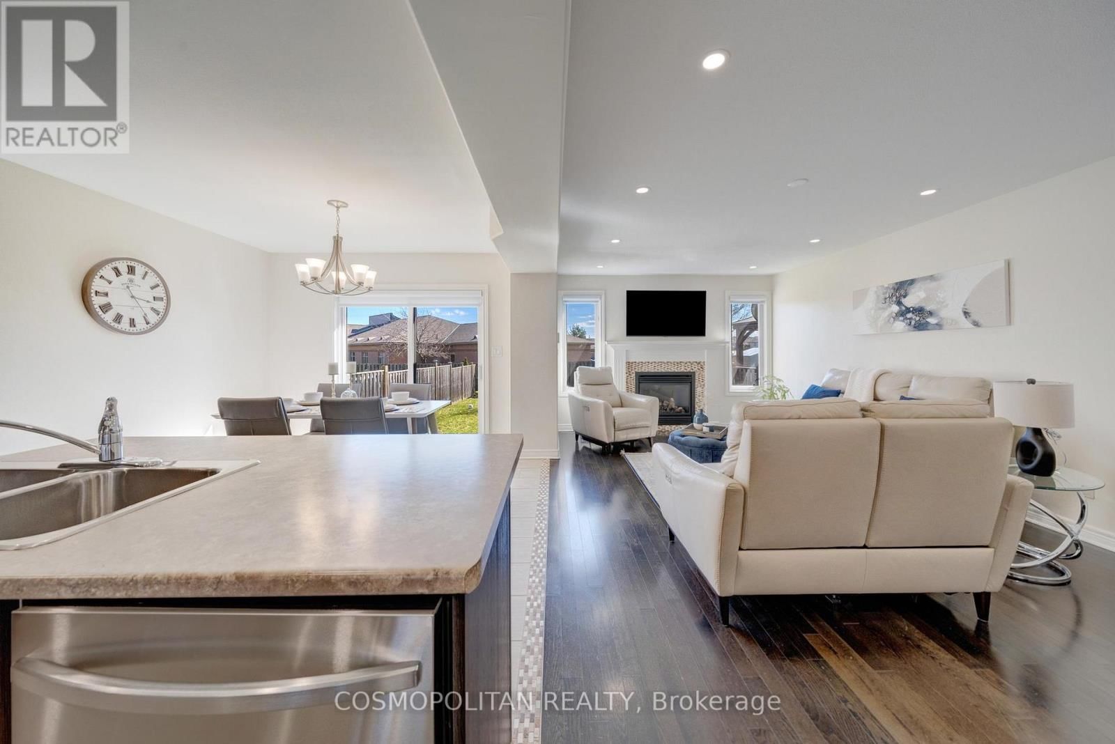 8396 GLAVCIC DRIVE Image 11