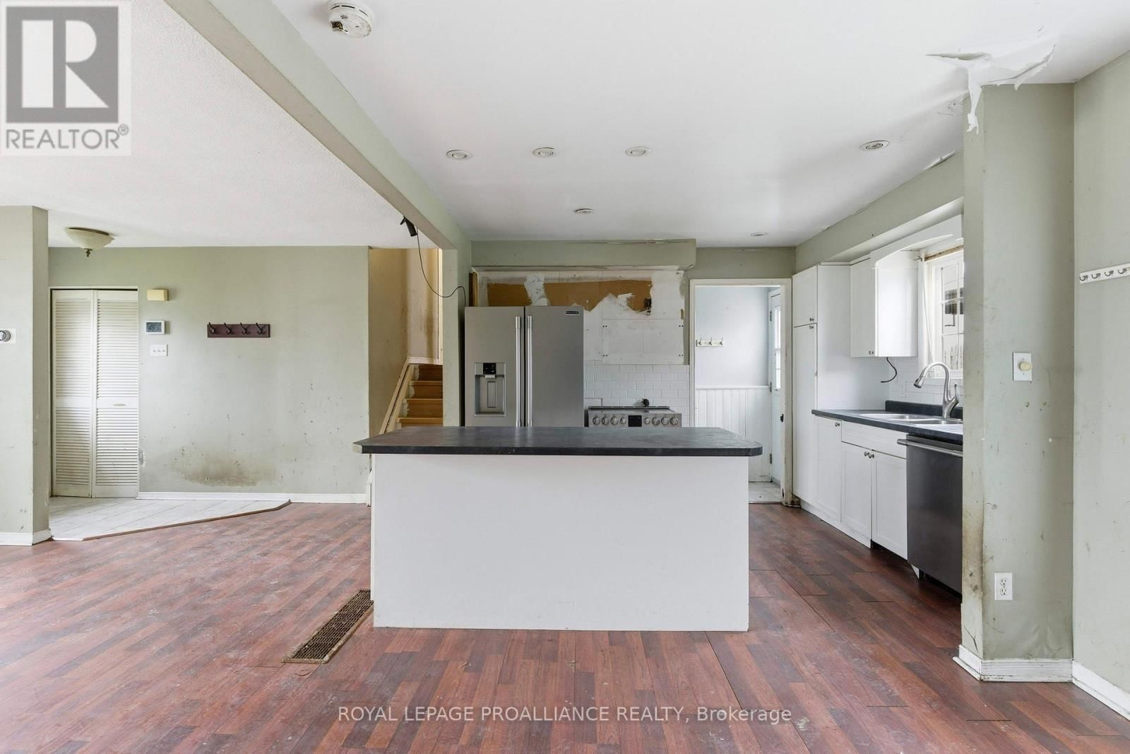 1306 BROCKMOUNT PLACE Image 7