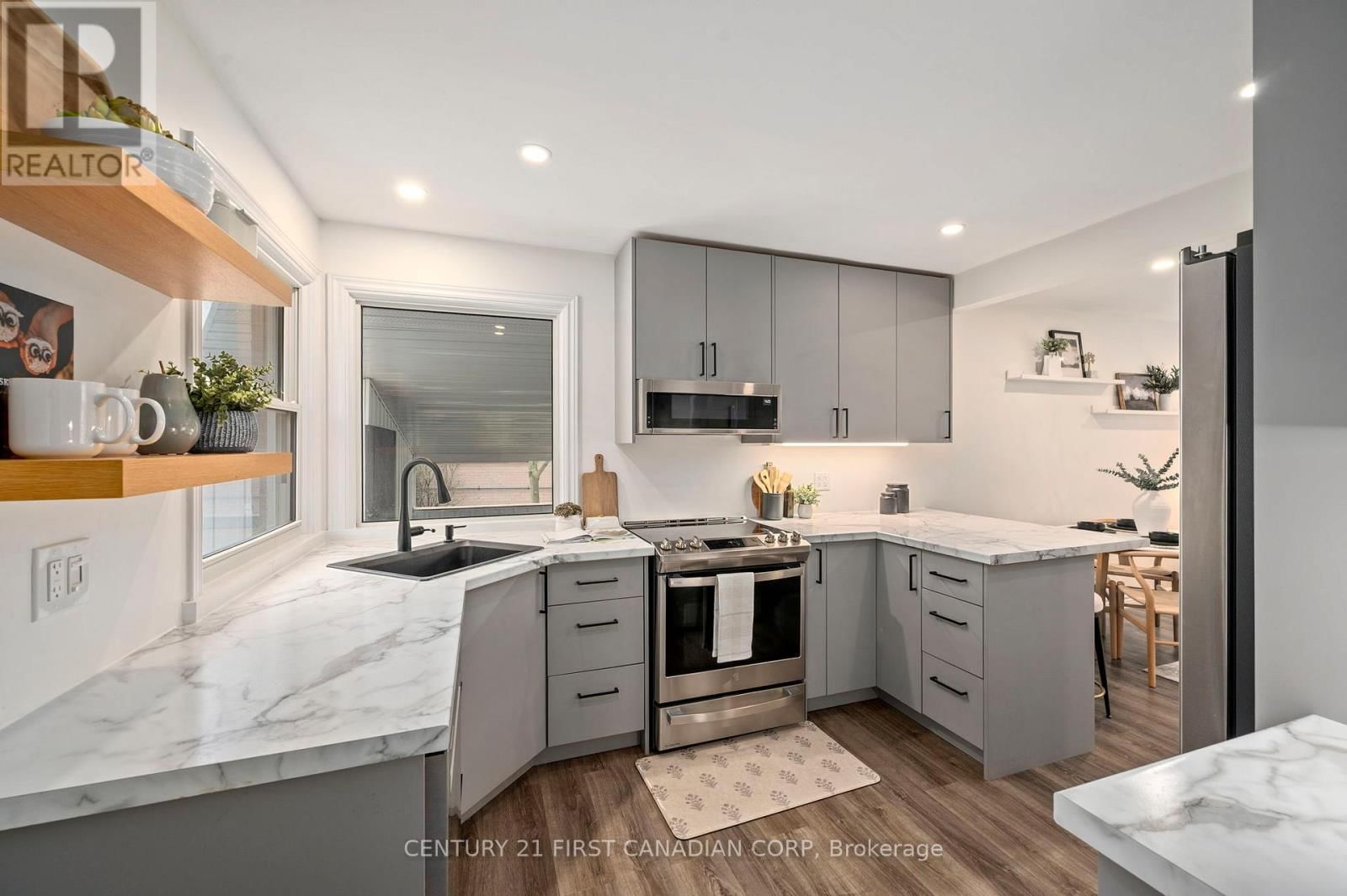 6 BRETON PARK CRESCENT Image 11