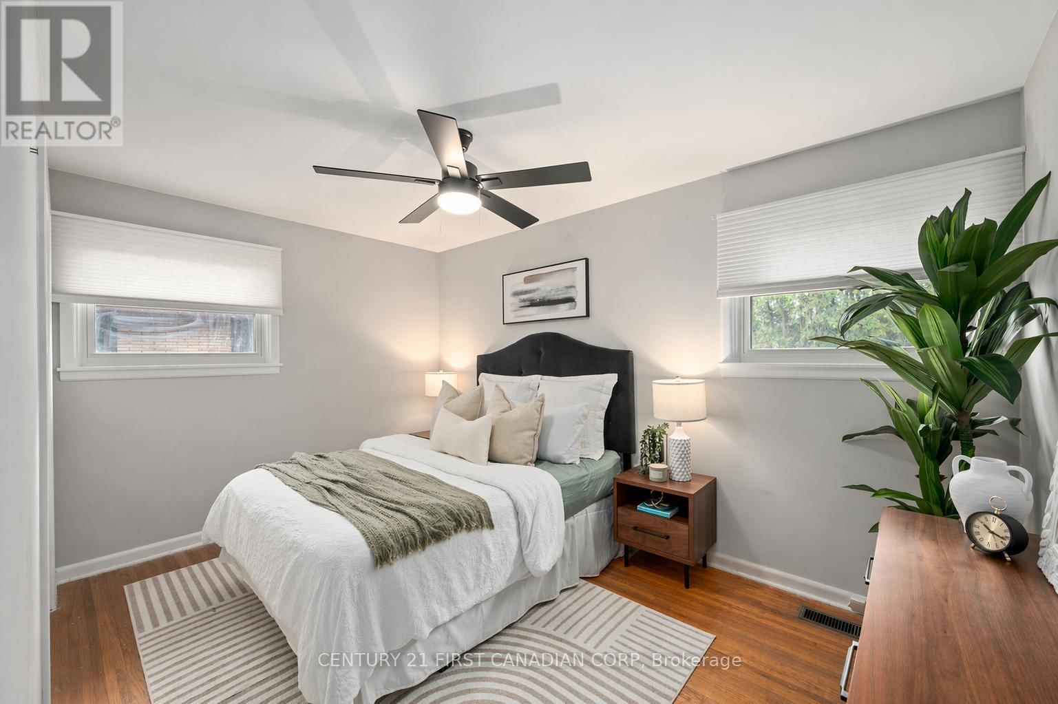 6 BRETON PARK CRESCENT Image 12