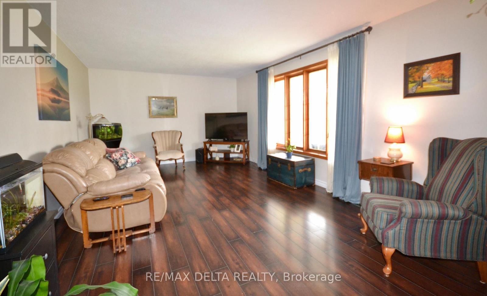 4001 CHAMPLAIN STREET Image 11