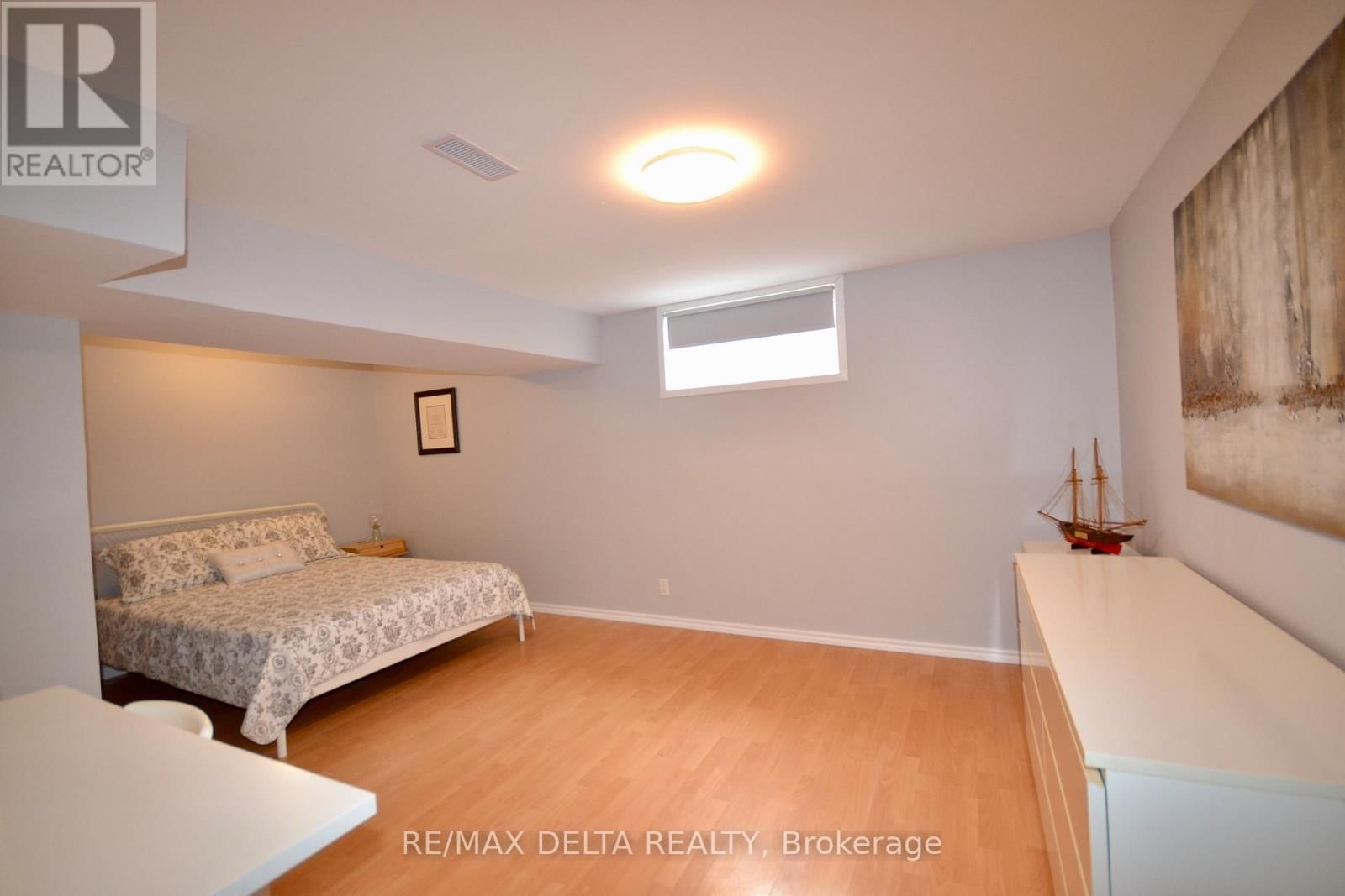 4001 CHAMPLAIN STREET Image 22