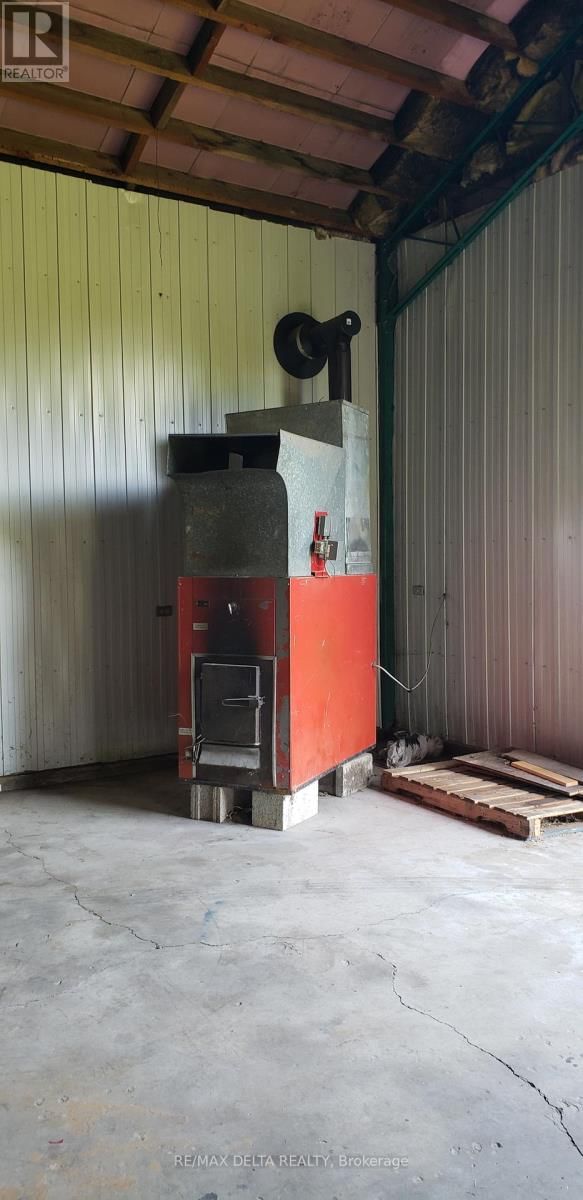 4001 CHAMPLAIN STREET Image 29