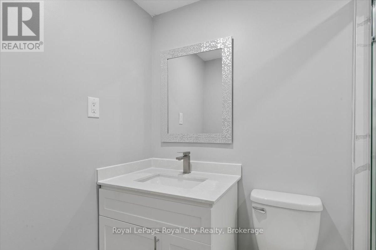 512 - 91 CONROY CRESCENT Image 11