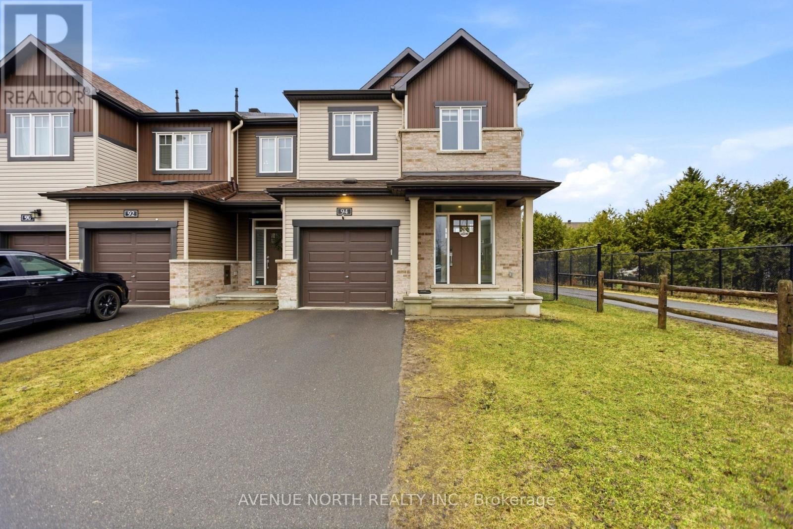 94 GARDENPOST TERRACE Image 1