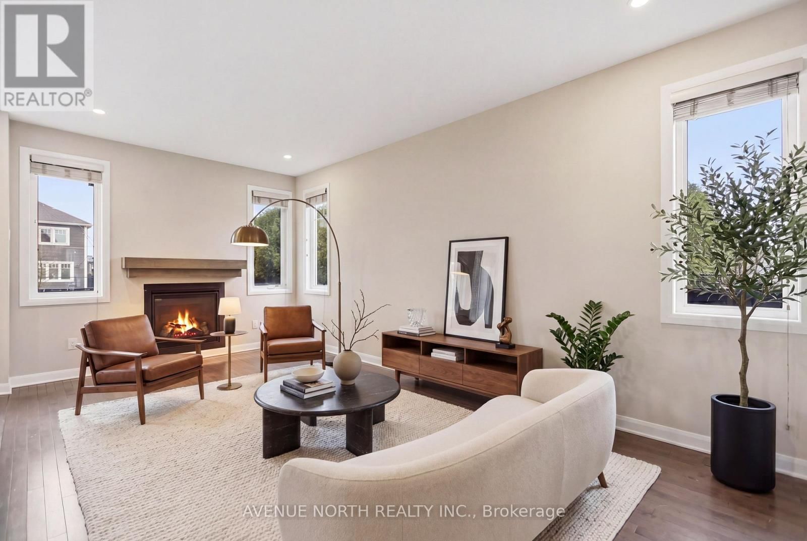 94 GARDENPOST TERRACE Image 6