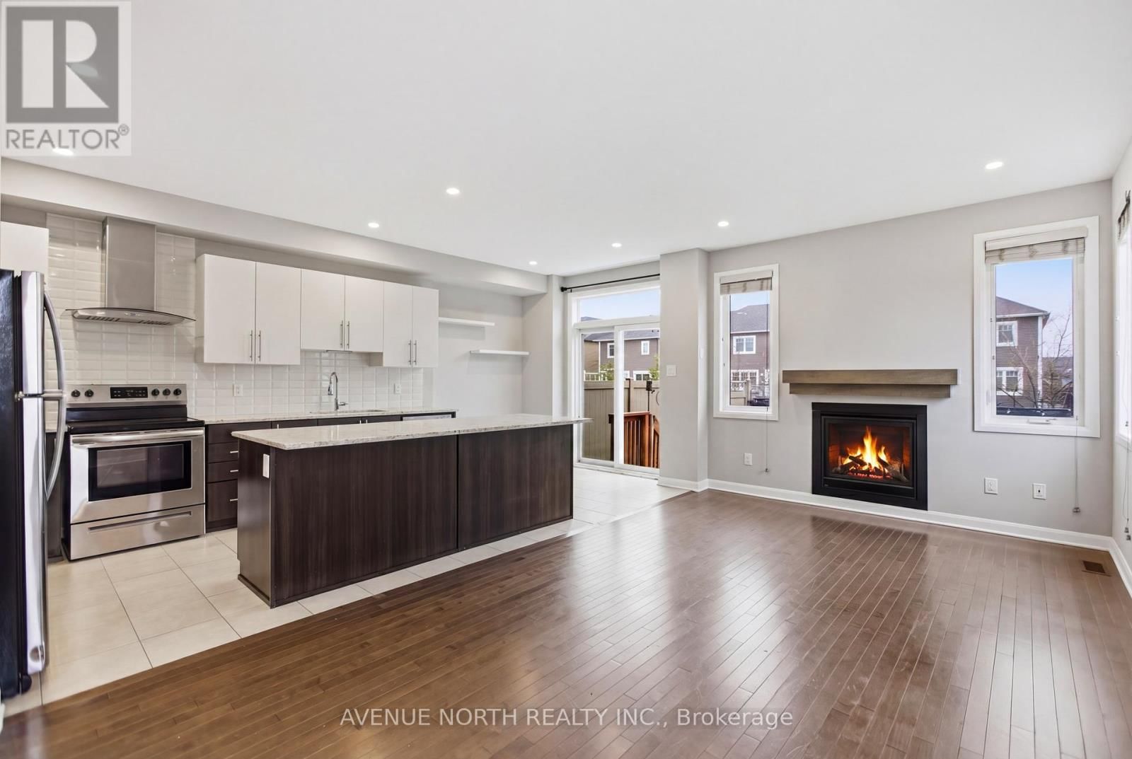 94 GARDENPOST TERRACE Image 7