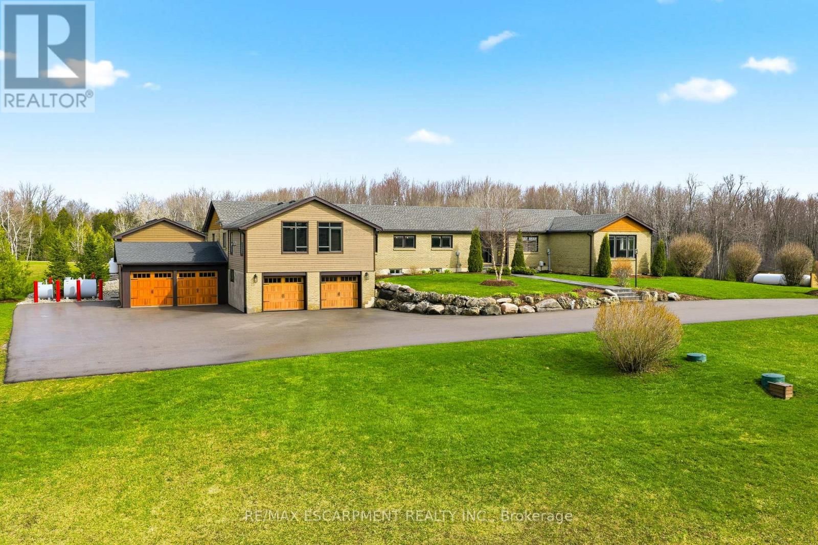 1371 10TH CONCESSION ROAD WEST Image 1